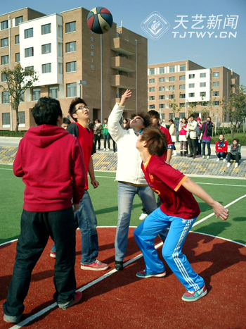 首届“京津国际教育园杯”四大球赛在天艺学院成功举行